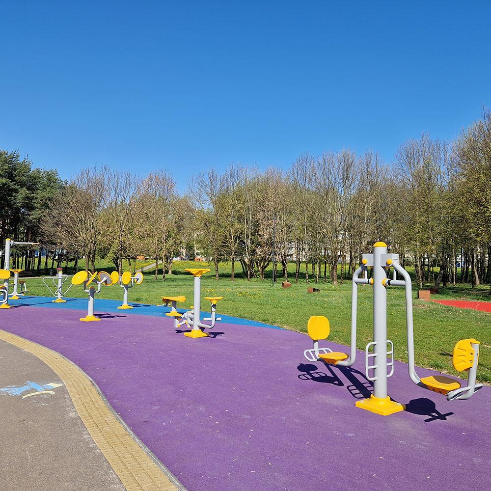 Žaidimų aikštelės įvairaus amžiaus vaikams